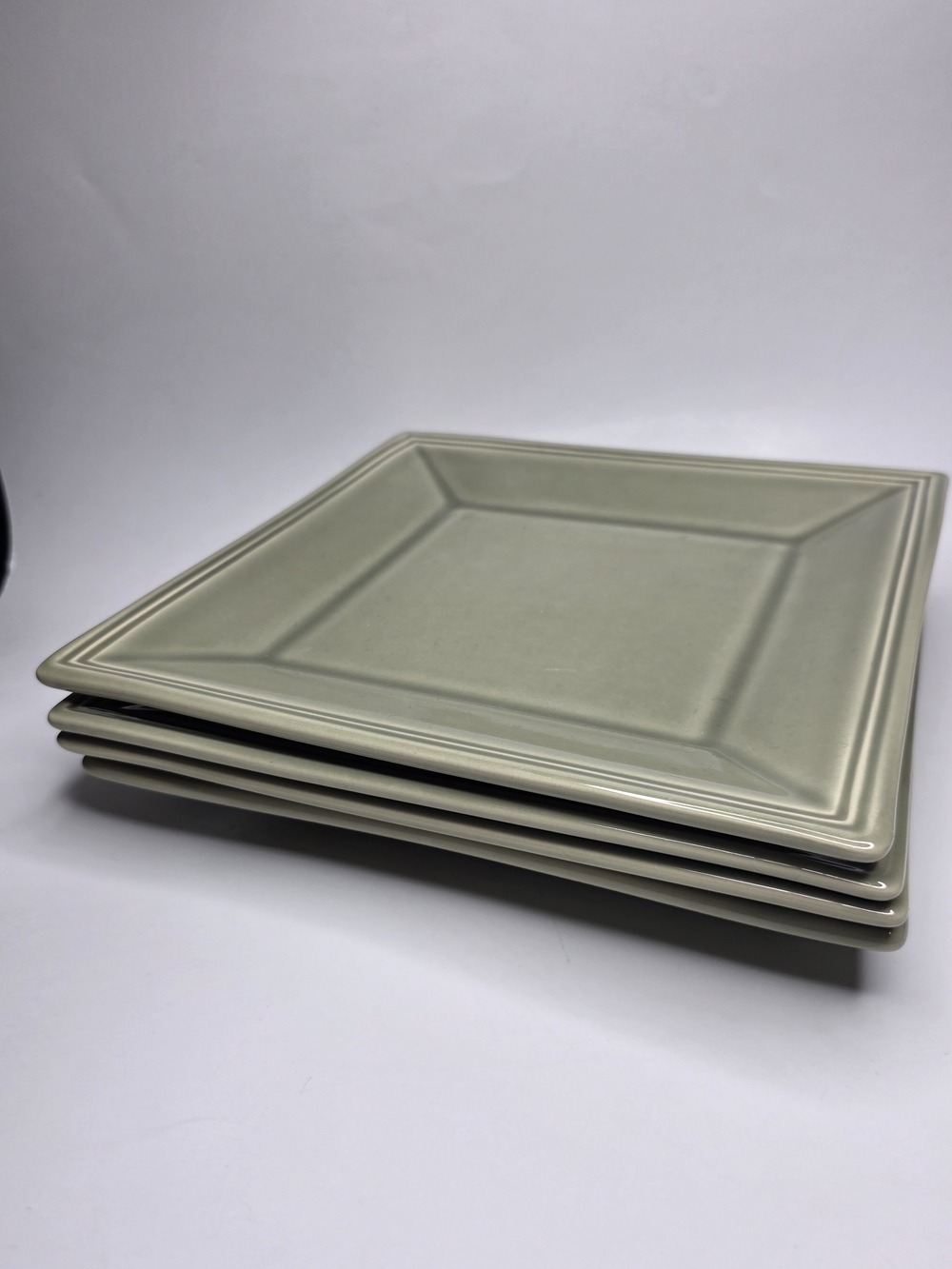Williams Sonoma Square 9"Plates - Set of 4 Sage Green  Some scratching on some
